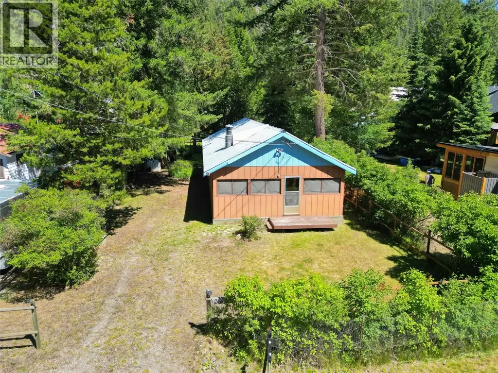 2649 Otter Avenue, Tulameen